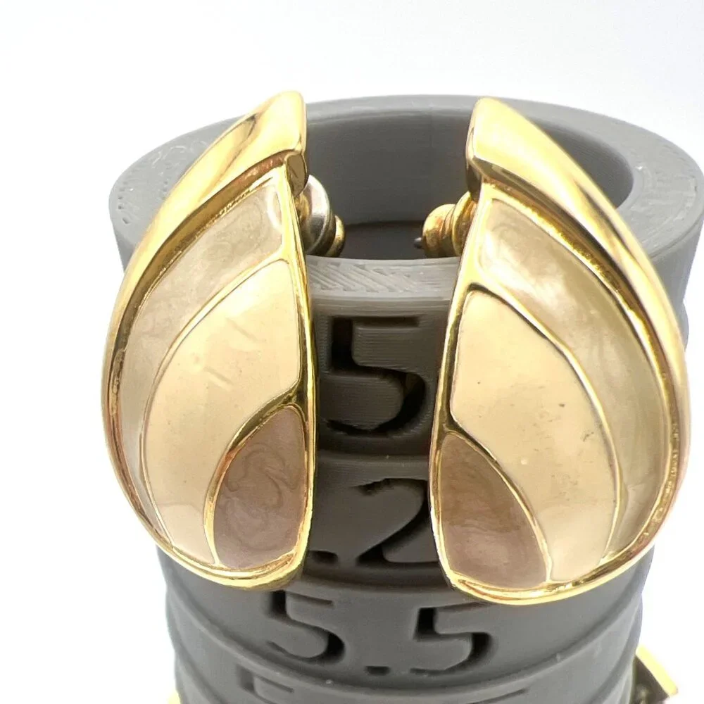 Vintage Trifari@ Link Bracelet Post Earrings Set‎ Cream Enamel Silver Gold Tone